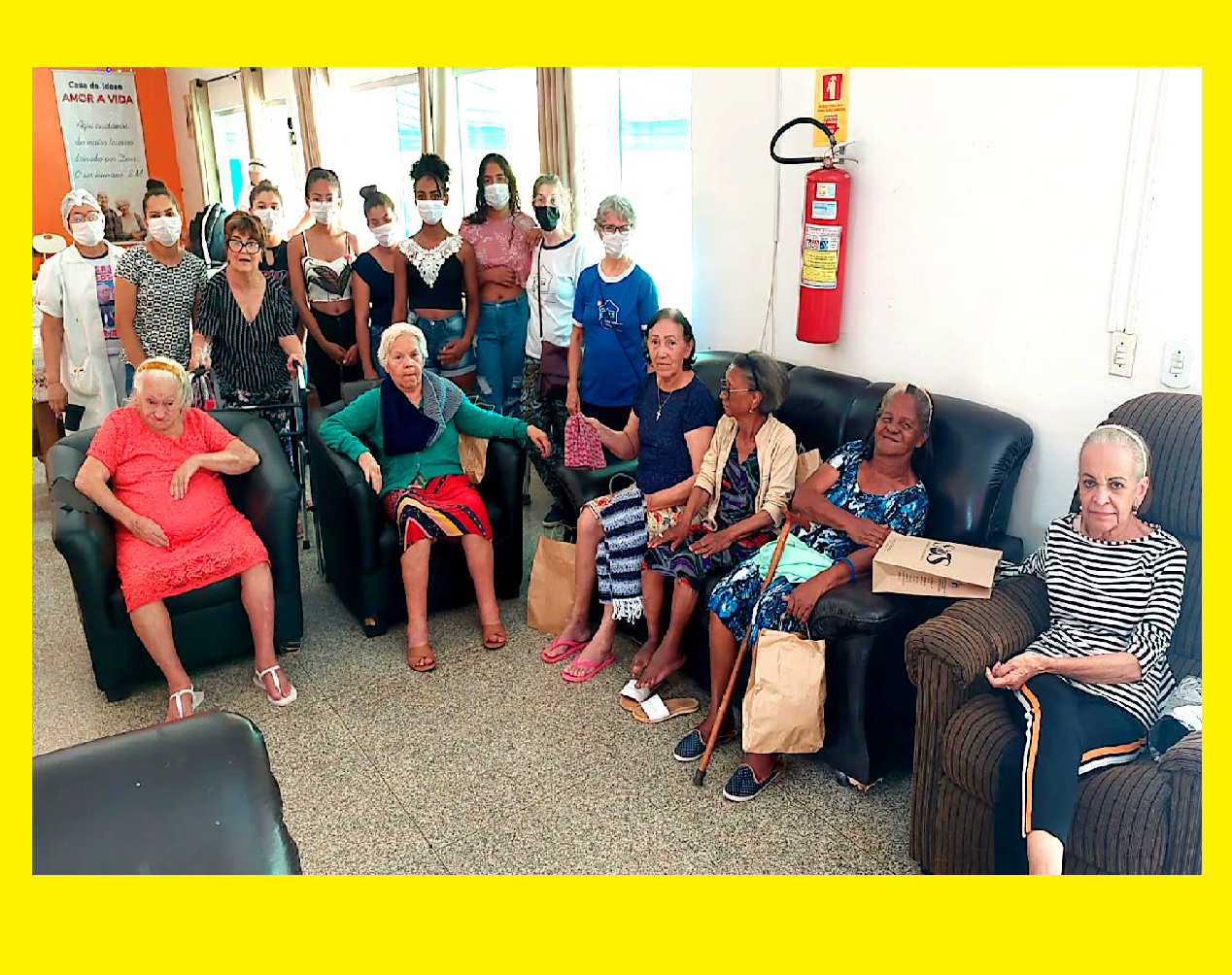 IDOSOS DE ABRIGO DO ENTORNO DO DF RECEBEM DOAÇÕES E VISITA DE JOVENS DA ASFA