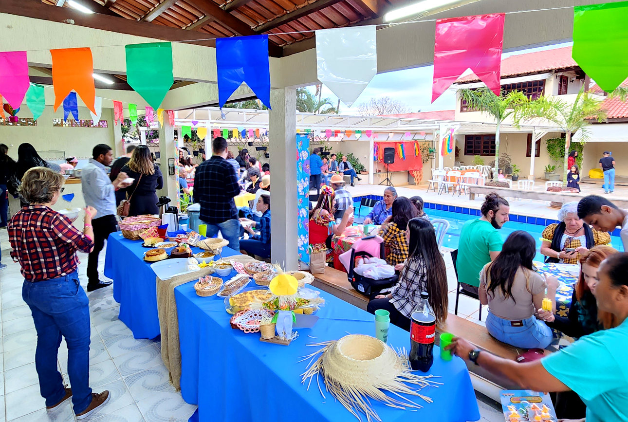 TRABALHADORES VOLUNTÁRIOS PARTICIPAM DE FESTA JUNINA DA ASFA